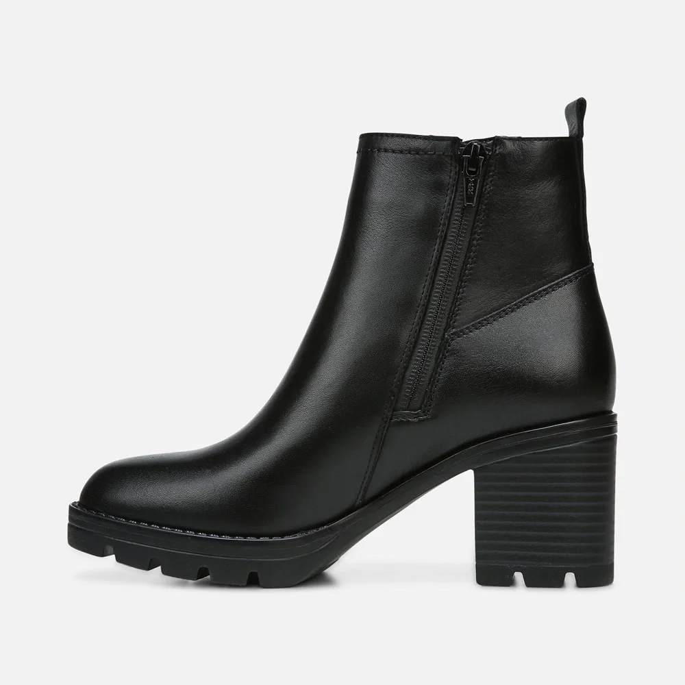 Naturalizer black leather waterproof Verney lug chelsea boots nib 11w
